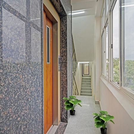Super Townhouse 1096 Hotel Redfox Nungambakkam Near Apollo & Shankar Nethralaya Hospital Chennai Zewnętrze zdjęcie