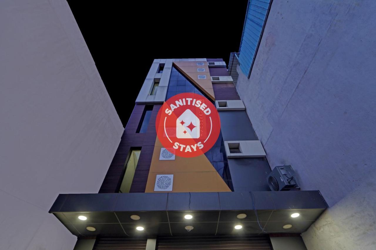 Super Townhouse 1096 Hotel Redfox Nungambakkam Near Apollo & Shankar Nethralaya Hospital Chennai Zewnętrze zdjęcie