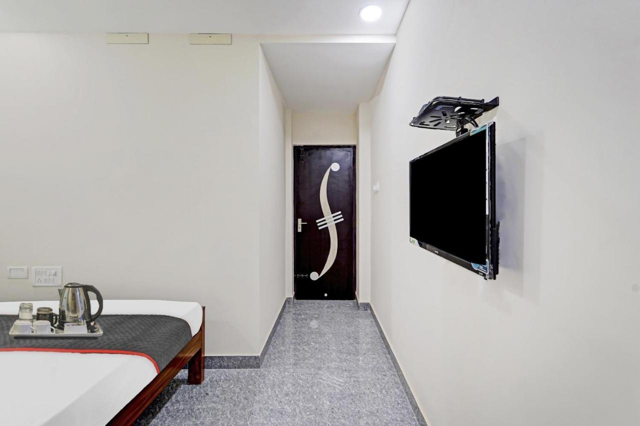 Super Townhouse 1096 Hotel Redfox Nungambakkam Near Apollo & Shankar Nethralaya Hospital Chennai Zewnętrze zdjęcie