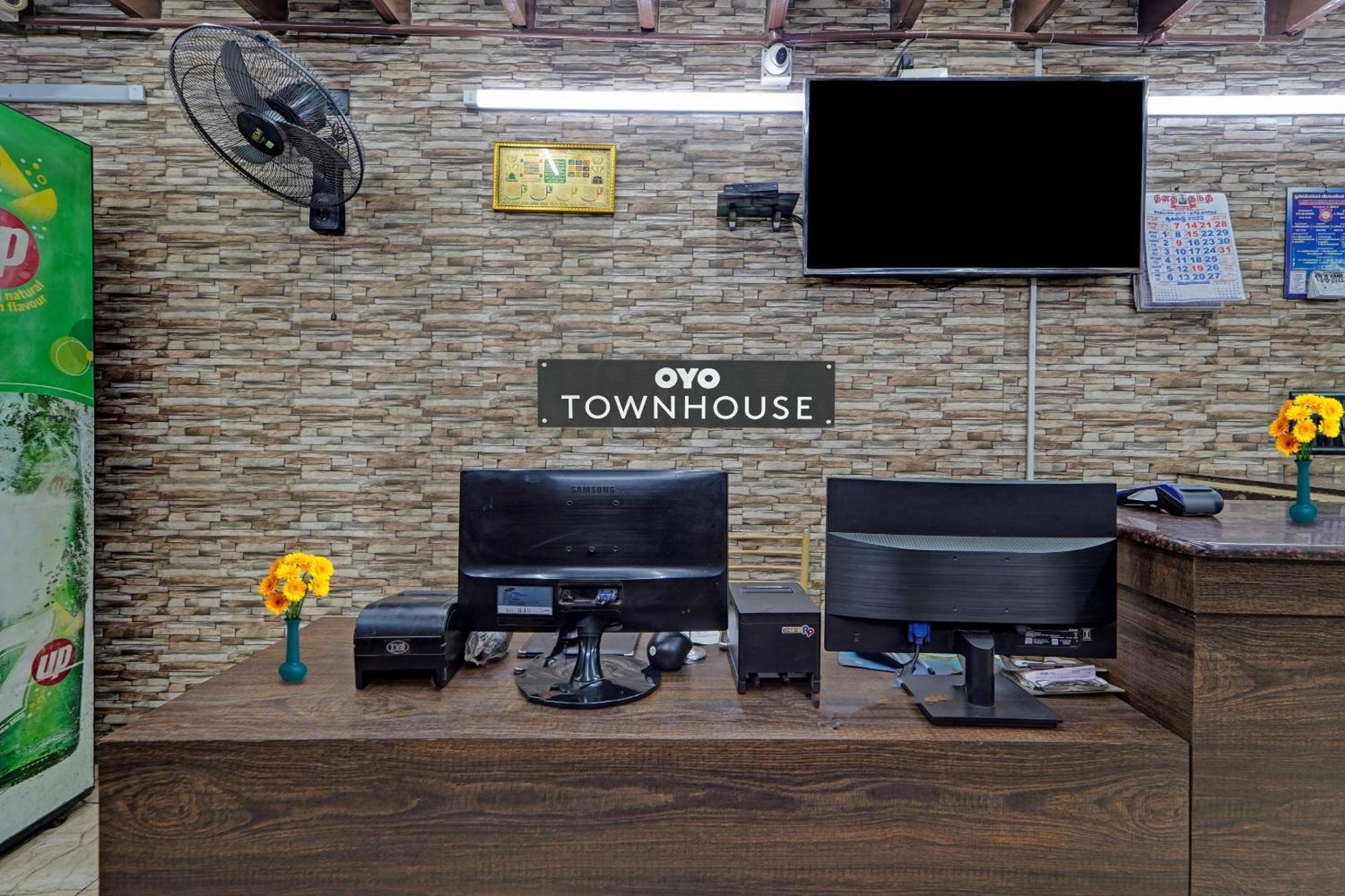 Super Townhouse 1096 Hotel Redfox Nungambakkam Near Apollo & Shankar Nethralaya Hospital Chennai Zewnętrze zdjęcie