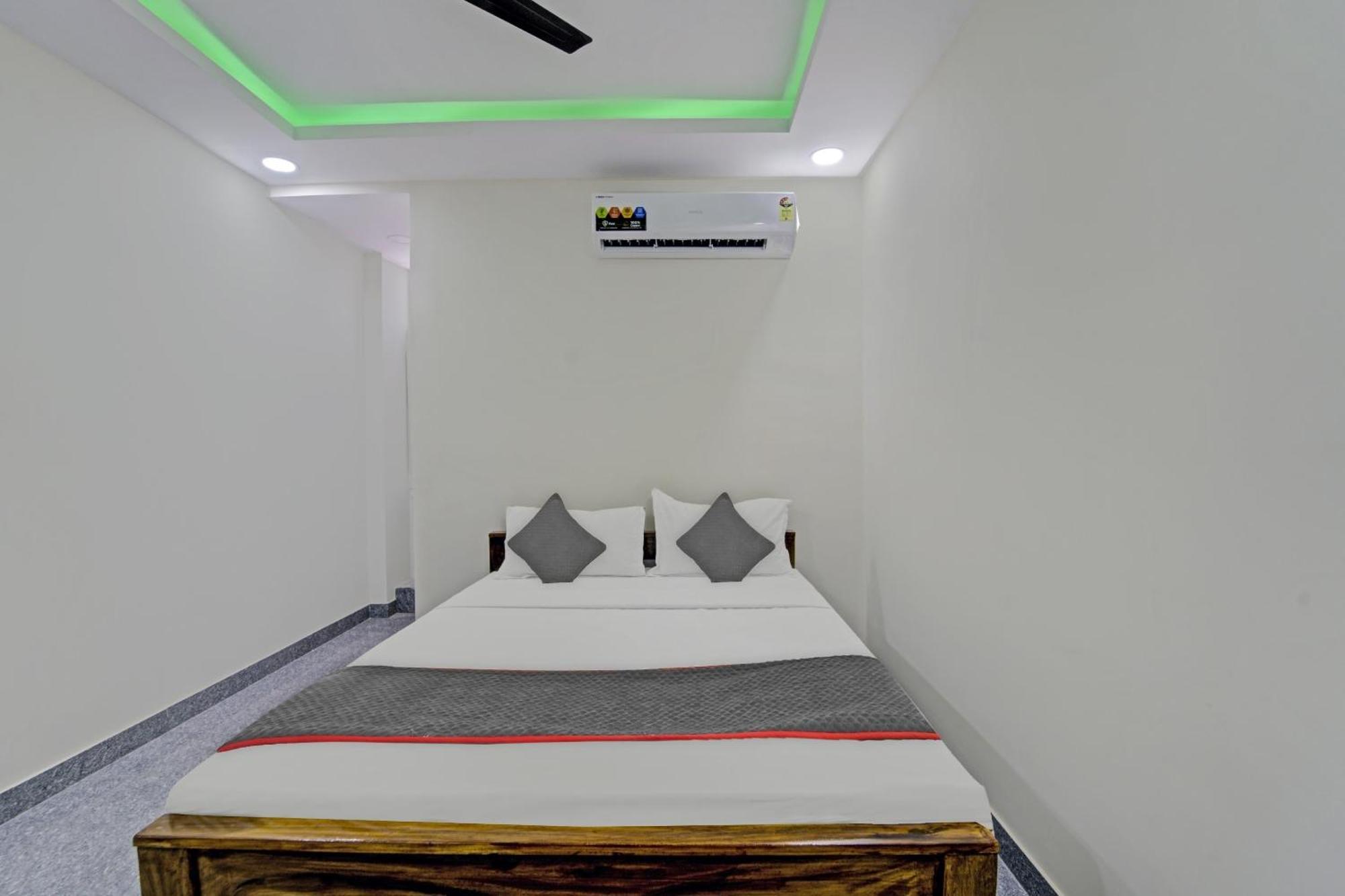 Super Townhouse 1096 Hotel Redfox Nungambakkam Near Apollo & Shankar Nethralaya Hospital Chennai Zewnętrze zdjęcie